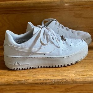 Nike Air Force 1 Sage Low